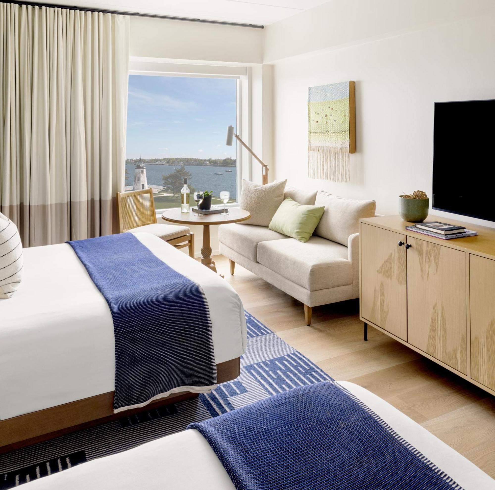 Newport Harbor Island Resort 외부 사진