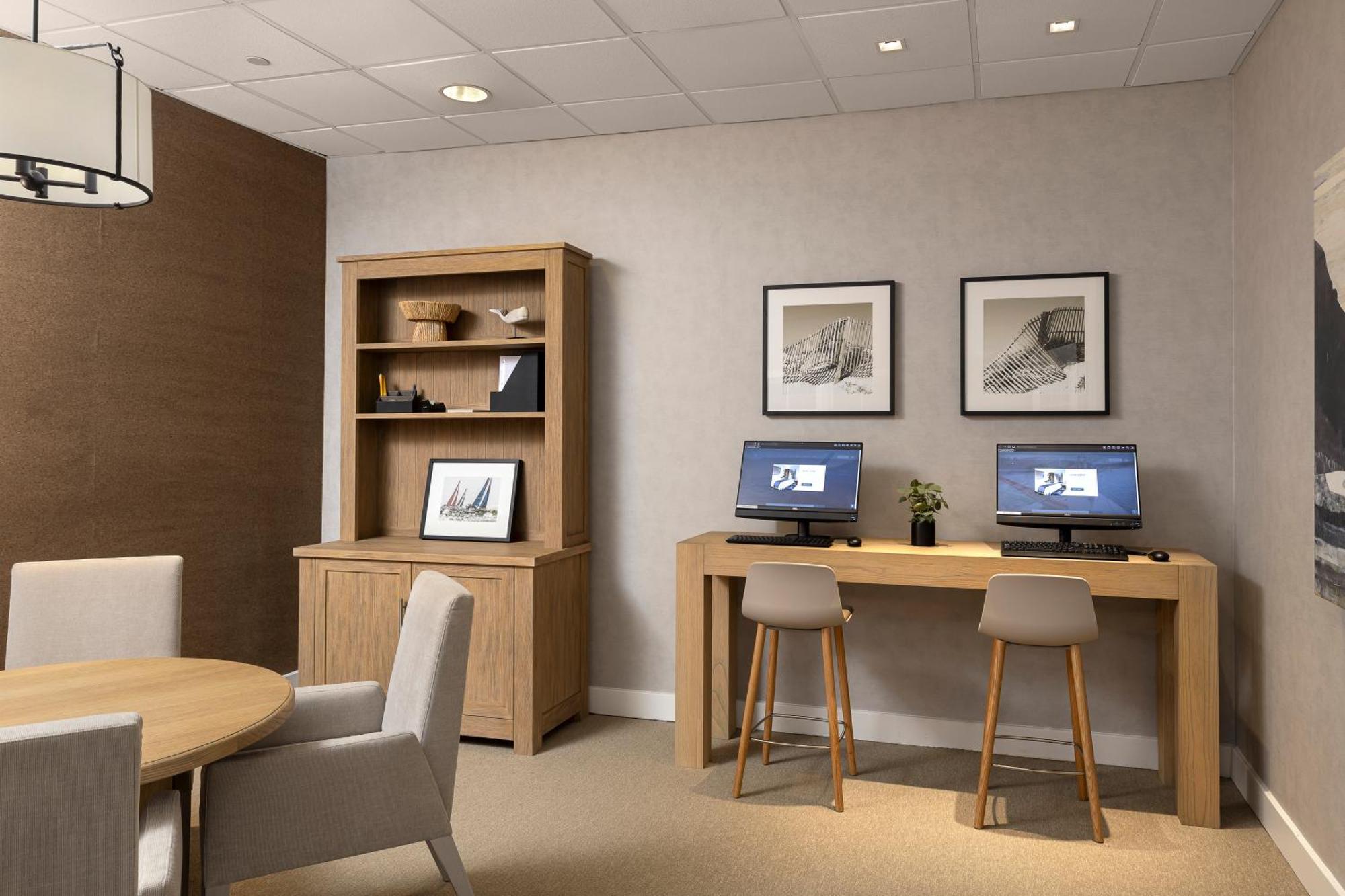 Newport Harbor Island Resort 외부 사진
