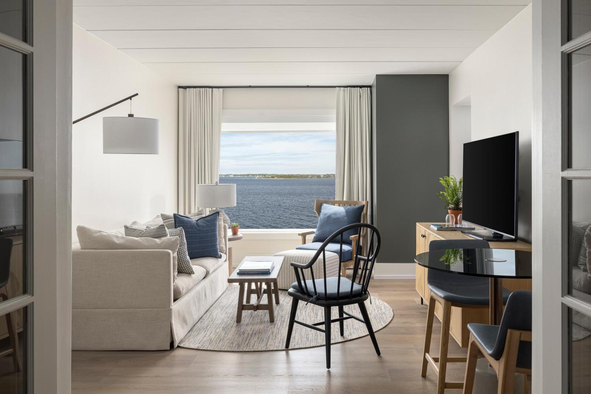 Newport Harbor Island Resort 외부 사진