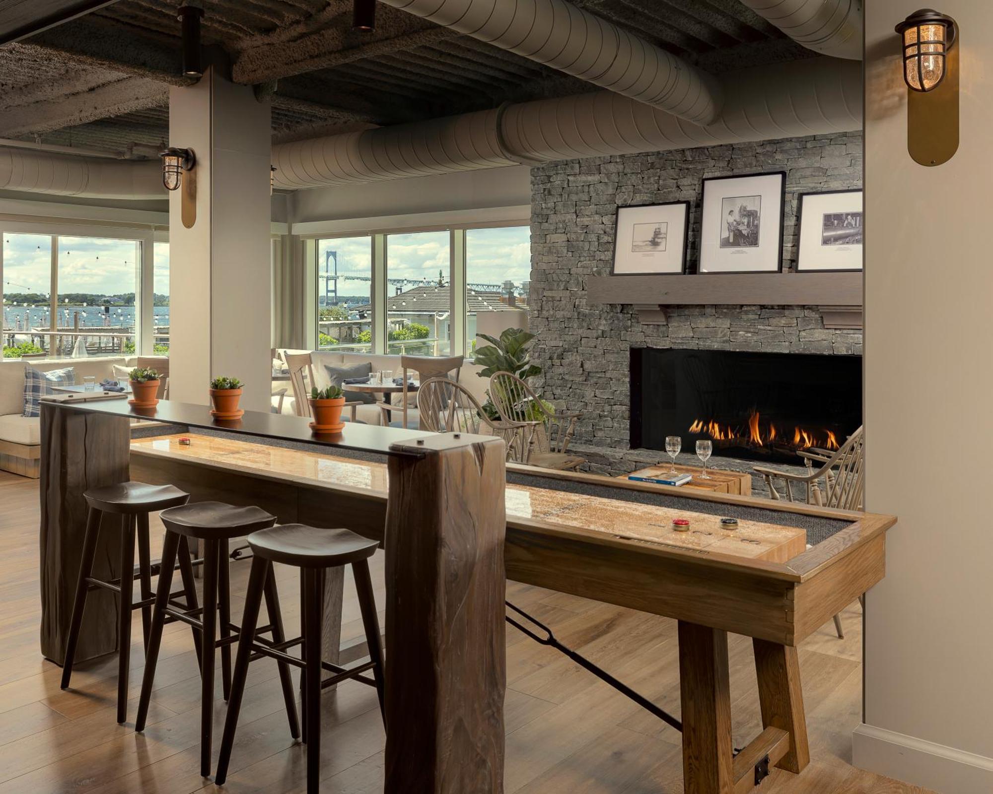 Newport Harbor Island Resort 외부 사진